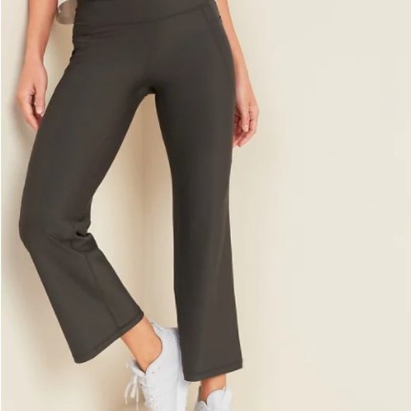 Old Navy Pants - EUC Old Navy High-Waisted Side-Pocket Leggings